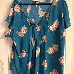 torrid Teal Floral V-Neck Pintuck Blouse with Peach Roses